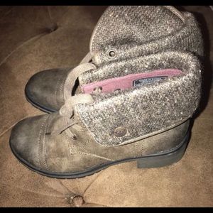 Roxy Boots